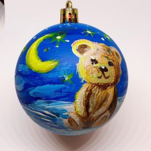 Nalle - käsinmaalattu joulupallo - muovi - 8 cm